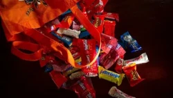 Turn Halloween candy into treats for troops and veterans