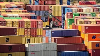 La UE se planta, EE.UU. aumenta la presión y acusa a Bruselas de permitir que China eluda aranceles