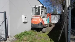 Maszt telefonii komórkowej na Dąbrowie Narodowej. Pierwsze prace ziemne