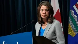 Carbon tax is 'punishing' Canadians | Alta. Premier Danielle Smith testifies
