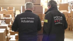 Spagna, in Catalogna la polizia chiude la più grande fabbrica di profumi contraffatti d'Europa