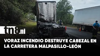 Semi-truck loaded with coconut flour catches fire on Malpasillo – León highway