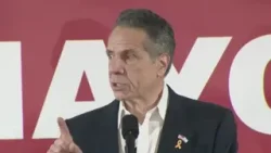 Cuomo takes center stage in race for NYC mayor