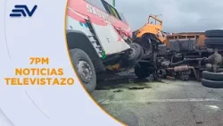 Un triple accidente de tránsito en Saquisilí dejó un fallecido y 12 heridos | Televistazo | Ecuavisa