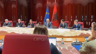 "FLASIM MË 28 SHTATOR!" Rama fton magjistratet në tryezë për pagat dhe formulën e re