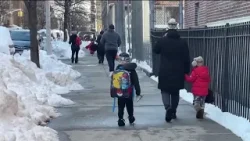 Mamdani invita a inscribirse a programas preescolares Mamdani invita a inscribirse a programas preescolares