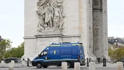 Újabb tiltakozások Franciaországban, a rendőrség könnygázt vetett be tüntetők ellen