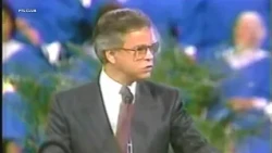 Jim Bakker, ‘PTL Club’ televangelist, dies at 86