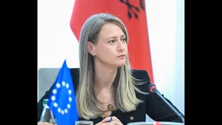 Nis “furtuna” në PS? Ministrja njofton largimin nga…