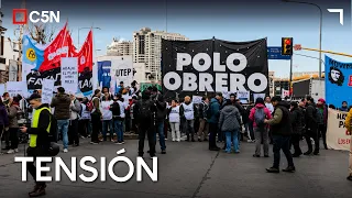 SOCIAL GROUP PROTEST: Pueyrredón Bridge blocked