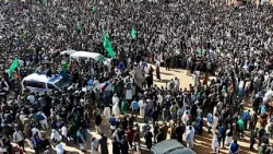 Libye : des milliers de personnes à l'enterrement du fils de Kadhafi