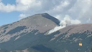 Incendio sul Monte Cucco