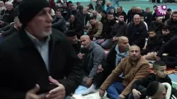 نازحو مخيمات طولكرم يؤدون صلاة عيد الفطر المبارك بعيدًا عن مخيماتهم التي أخرجهم منها الاحتلال