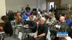 Поправка о прекращении субсидирования публичной библиотеки Куинси не прошла в городском совете Ку...