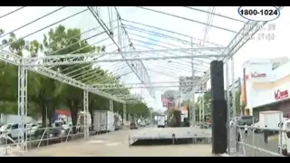 Viewing stands being set up on Masaya highway for festivities