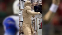 Video shows Kellen Moore statue in workshop of artist Benjamin Victor