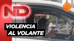 Inhabilitaron al conductor que insultó y chocó a una pareja que le reclamó por tirar basura