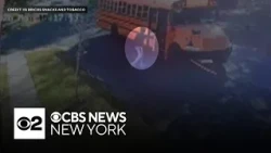 Video shows bystander stopping a runaway school bus