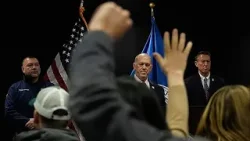 Trump despliegua a su zar fronterizo para restaurar "la ley y el orden" en Minneapolis Trump despliegua a su zar fronterizo para restaurar "la ley y el orden" en Minneapolis