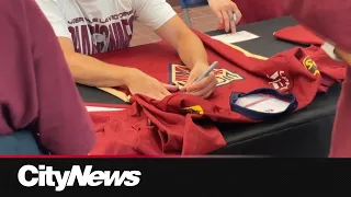 Montreal Victoire clinic helps young girls build hockey skills