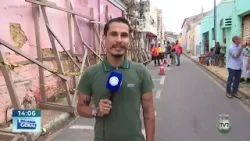 Casarão abandonado no centro histórico é parcialmente demolido em Cuiabá