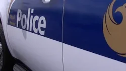 Трое задержаны после стрельбы по полицейскому вертолету в Финиксе.