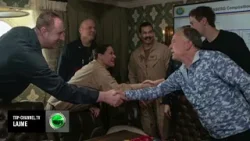 Top Channel/ Negociatorët e Trump vizitojnë "USS Abraham Lincoln", i tregojnë forcën Iranit