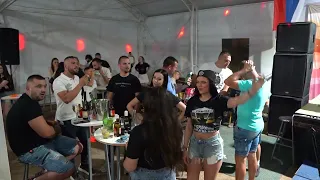BRACA RELJIC - CEKAM DA MI JAVE | LIVE