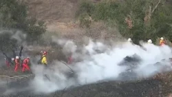 Santa Clarita brush fire forces evacuations