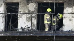 Nueve muertos en el incendio de Valencia propagado por material inflamable