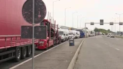 Транспортерите се закануваат со блокади на граничните премини