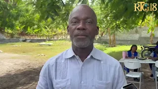 Ansyen direktè jeneral DINEPA a Guito Edouard enskti sou rejis elektoral la kòm elektè.