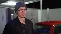 Heldenaar Don Wijers en zijn Mini: een project dat nooit af is