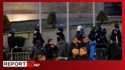 E FUNDIT/ Policia nuk lejon protestën e Berishës pasditen e sotme, marrin masa për sigurinë E FUNDIT/ Policia nuk lejon protestën e Berishës pasditen e sotme, marrin masa për sigurinë