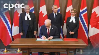 Norwegian PM Jonas Gahr Støre signs Parliament Hill guestbook – Sept. 20, 2026