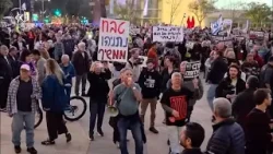 Вчера по улицам Тель-Авива прошли антивоенные протесты.