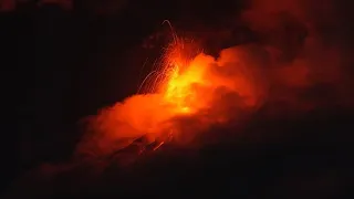 Guatemala'da Fuego Yanardağı'nın patlamasıyla yüzlerce kişi tahliye edildi