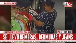 Mechera queda escrachada por las cámaras de seguridad de un comercio