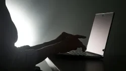 Estados Unidos e Canadá: agentes de IA descontrolados falham ataque a sites do governo