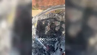 Digjet një automjet në rrugën e bypass-it pranë Radhimës | ABC News Albania