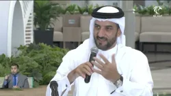 سلطان بن أحمد القاسمي يكرم عددا من الأكاديميين الإماراتيين المتميزين