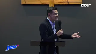 I corrected your mistake | Arí García