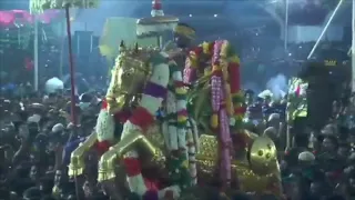 மதுரையில் கள்ளழகர் வைகை ஆற்றில் இறங்கும் விழா