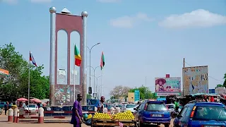 Niger: Residents demonstrate support for the military in power