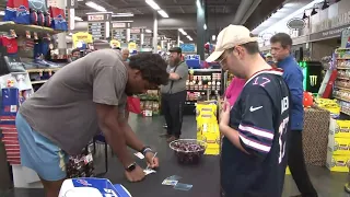 Bills LB Greg Rousseau meets fans at Depew Tops