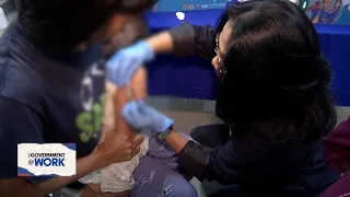 Mga bata sa evacuation center sa Tarlac, binakunahan kontra tigdas ng DOH