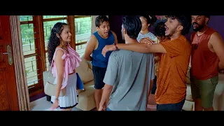 කවුද මචන් මේ 😏