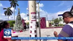 Ayuntamiento de Tecpan decora el zócalo para el desfile navideño del 13 de diciembre