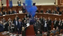Opozita ndez flakadanë, PS ndërpret diskutimet, kalon në votim