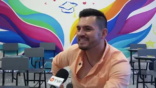 El salón de clases del Profe Joel: un lugar donde ningún sueño es pequeño